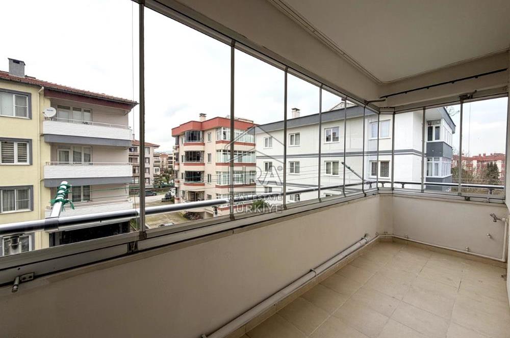 ERA SÖZ DEN PAŞAALANI MAHALLESİNDE KİRALIK ARA KAT 3+1 DAİRE