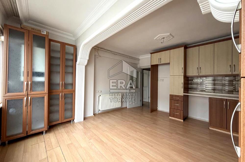 ERA SÖZ DEN PAŞAALANI MAHALLESİNDE KİRALIK ARA KAT 3+1 DAİRE