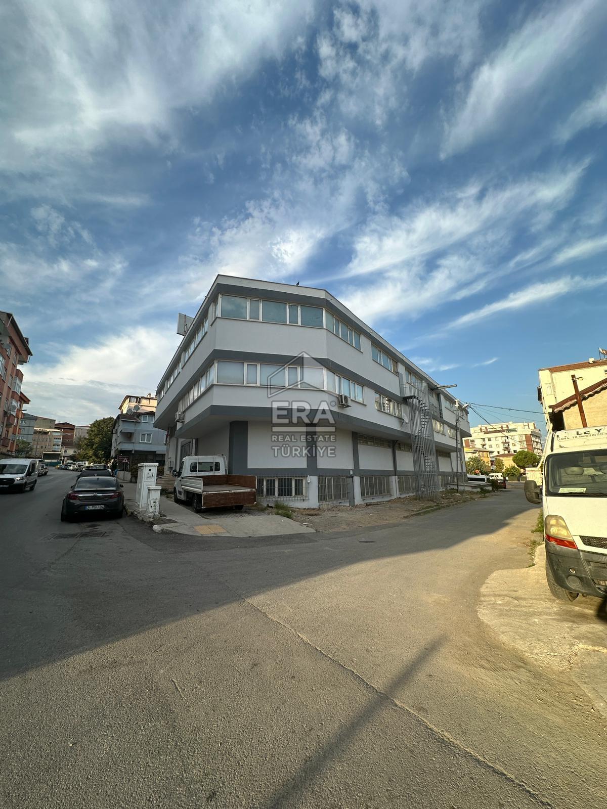 PENDİK GÜLLÜ BAĞLAR'DA 1150 m2 KİRALIK FABRİKA