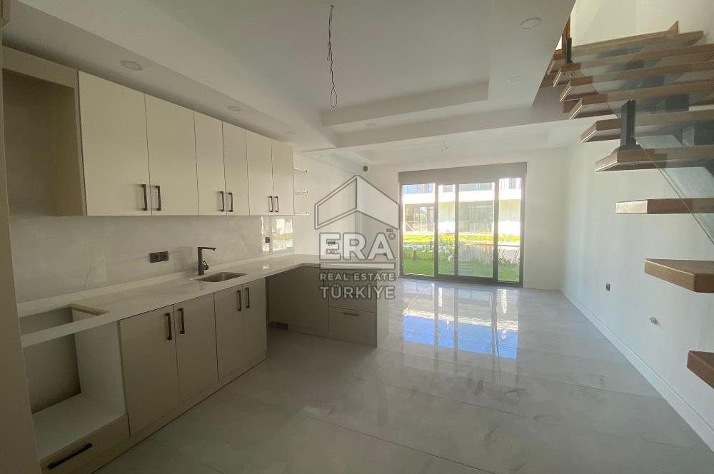 ANTALYA MANAVGAT SİDE MAHALLESİNDE SATILIK SİTE İÇİ DUBLEKS