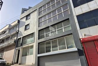 Karabağlar Yeşillik Cad. 3 Katlı Komple Satılık Ticari Bina - 1 - 14656