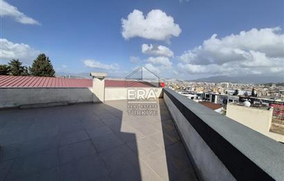 Karabağlar Yeşillik Cad. 3 Katlı Komple Satılık Ticari Bina