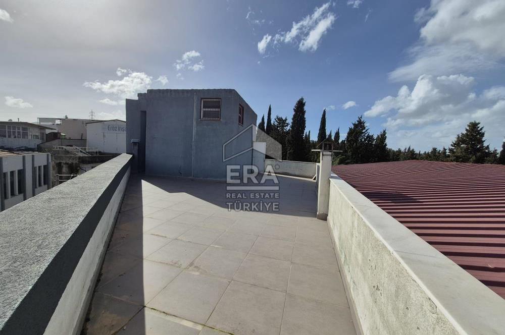 Karabağlar Yeşillik Cad. 3 Katlı Komple Satılık Ticari Bina