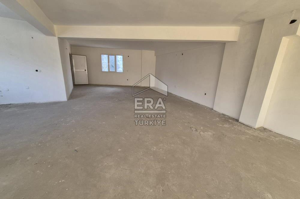 Karabağlar Yeşillik Cad. 3 Katlı Komple Satılık Ticari Bina