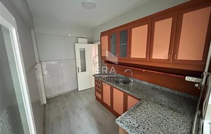 ÜSKÜDAR DR. FAHRİ ATABEY CAD. ÜZERİNDE 2+1 KİRALIK DAİRE