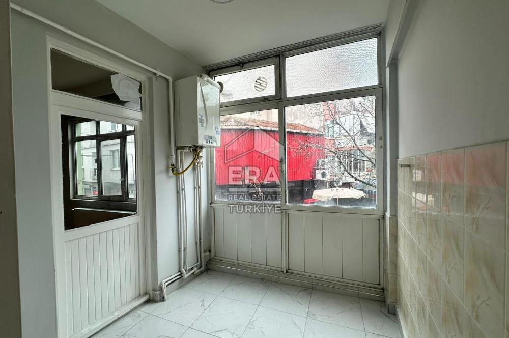 ÜSKÜDAR DR. FAHRİ ATABEY CAD. ÜZERİNDE 2+1 KİRALIK DAİRE