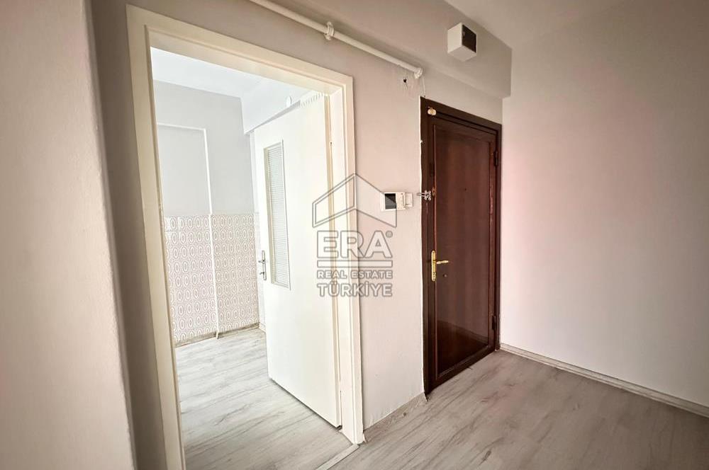 ÜSKÜDAR DR. FAHRİ ATABEY CAD. ÜZERİNDE 2+1 KİRALIK DAİRE