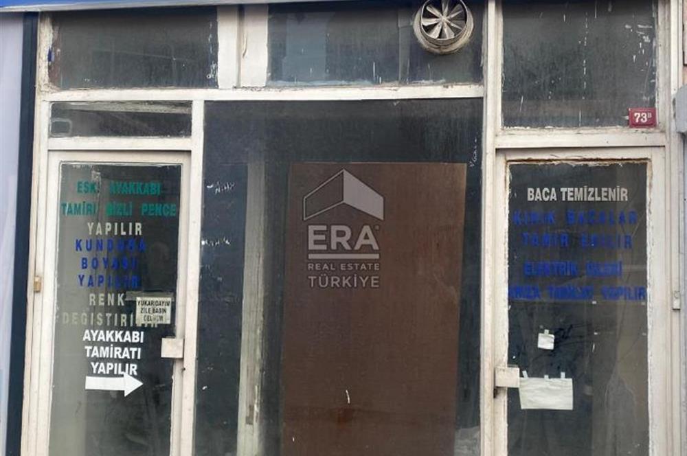 SALACAK MERKEZDE, CADDE CEPHELİ KİRALIK DÜKKAN