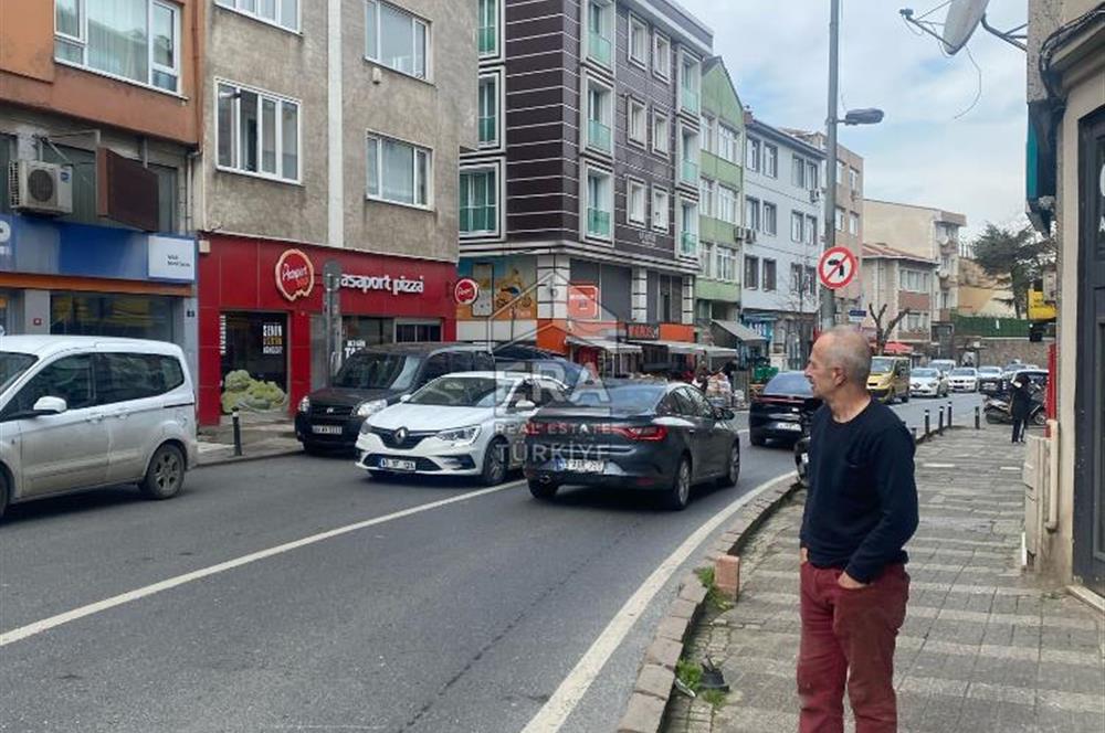 SALACAK MERKEZDE, CADDE CEPHELİ KİRALIK DÜKKAN