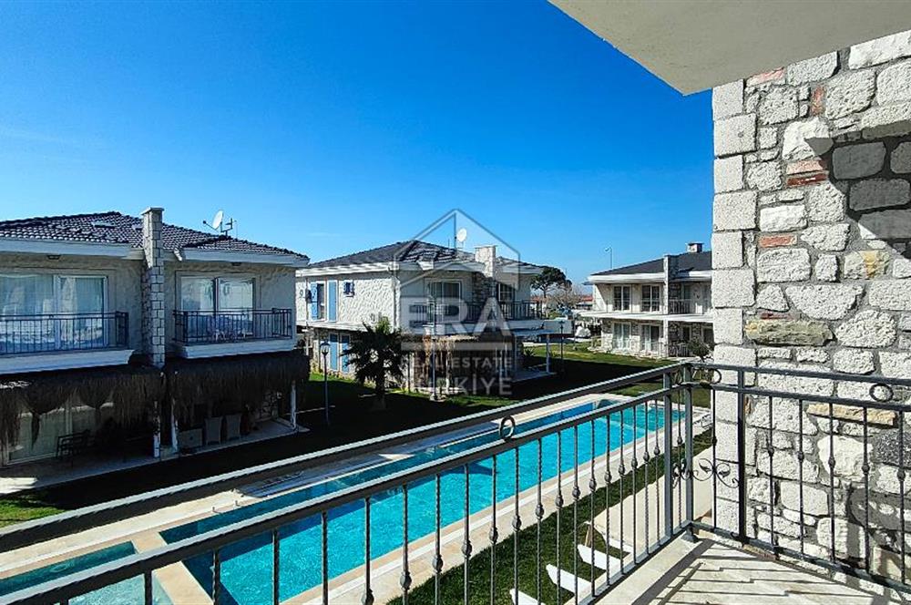 AYVALIK ALTINOVA SİBER LİFE SİTESİNDE SATILIK 3+1 VİLLA