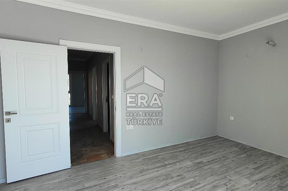 AYVALIK ALTINOVA SİBER LİFE SİTESİNDE SATILIK 3+1 VİLLA