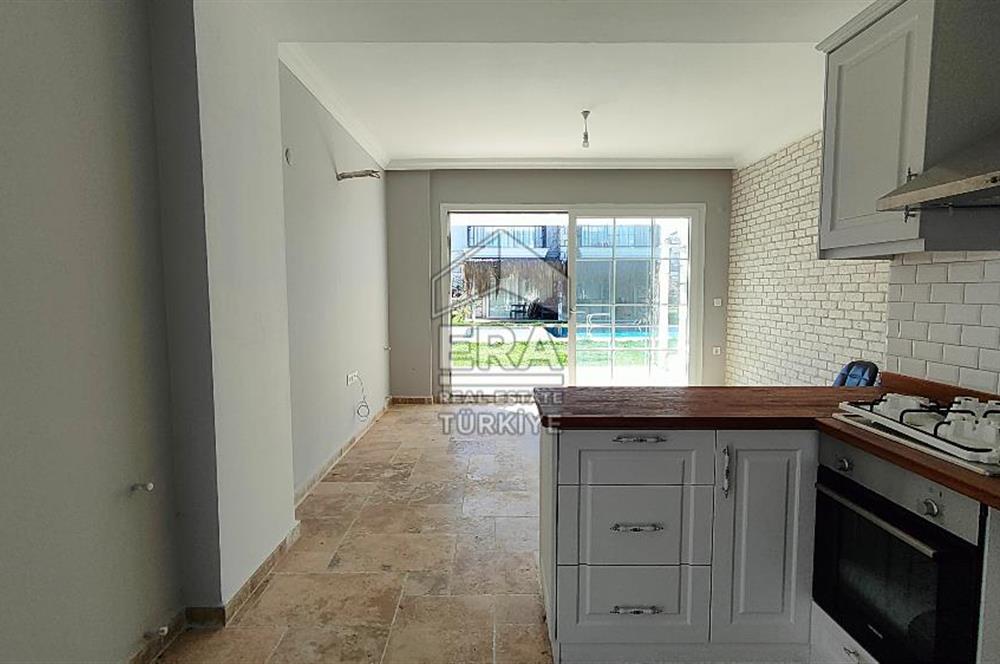 AYVALIK ALTINOVA SİBER LİFE SİTESİNDE SATILIK 3+1 VİLLA