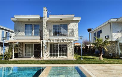 AYVALIK ALTINOVA SİBER LİFE SİTESİNDE SATILIK 3+1 VİLLA