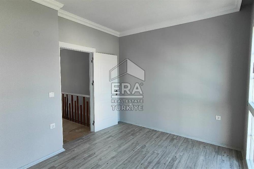 AYVALIK ALTINOVA SİBER LİFE SİTESİNDE SATILIK 3+1 VİLLA