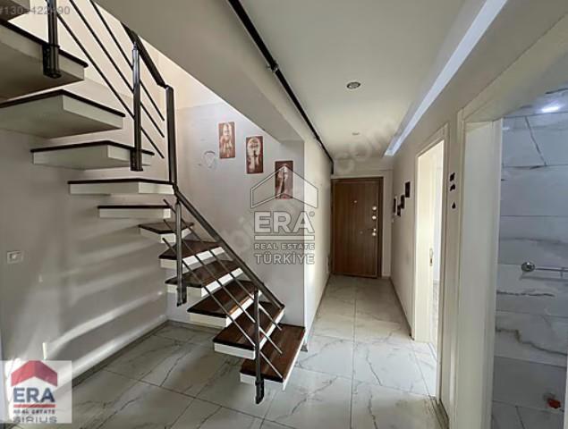 Bağbaşı Mahallesi'nde Manzaralı 245 m² Brüt Köşe Konumlu Daire