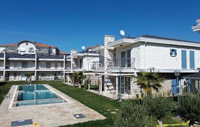 AYVALIK ALTINOVA SİBER LİFE SİTESİNDE SATILIK 3+1 VİLLA