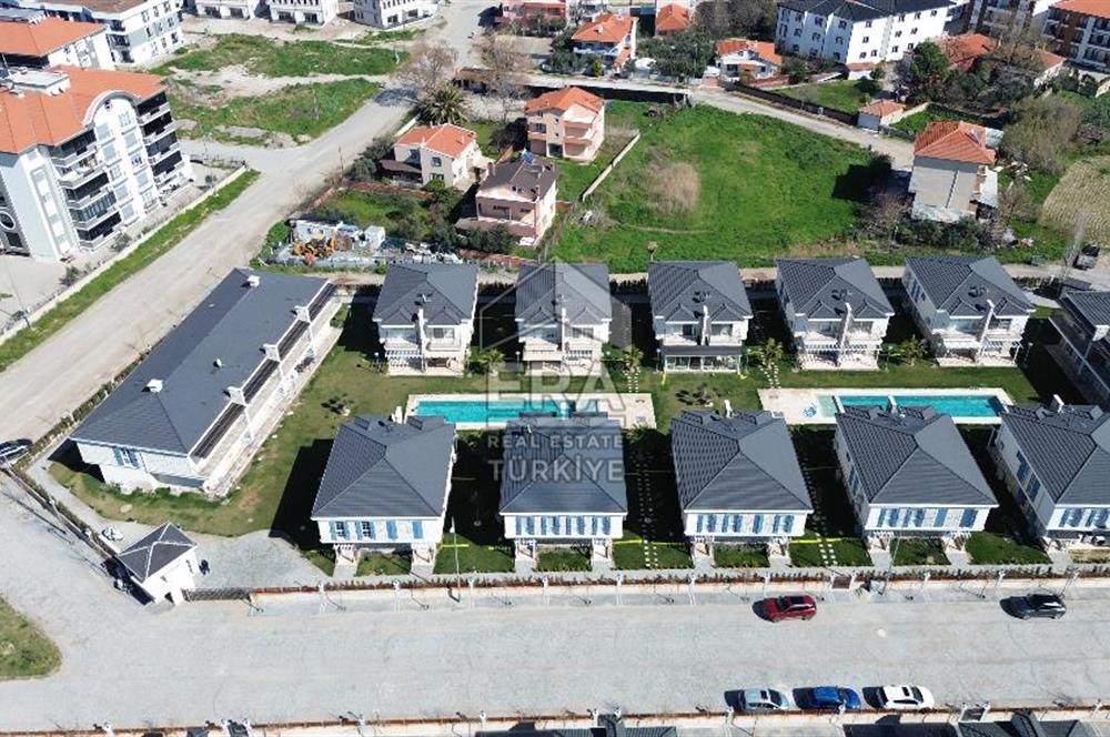 AYVALIK ALTINOVA SİBER LİFE SİTESİNDE SATILIK 3+1 VİLLA