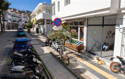 Datça Merkezde Ambarcı Caddesi'nde Satılık Ticari Dükkan