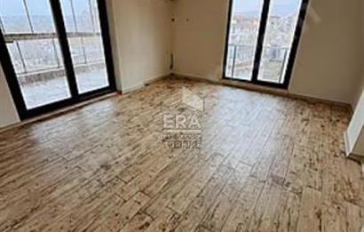 Bağbaşı Mahallesi'nde Manzaralı 245 m² Brüt Köşe Konumlu Daire