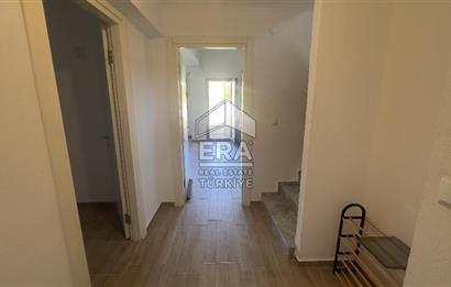 Datça Karaköy’de Yıllık Kiralık 3+1 Bahçeli Eşyalı Dubleks Daire