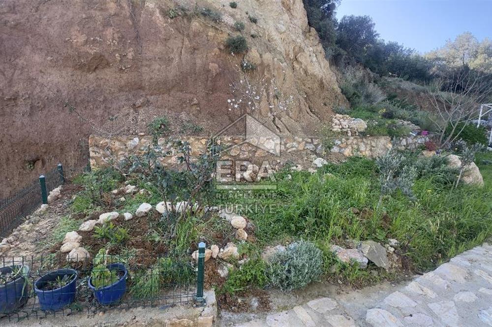 Datça Karaköy’de Yıllık Kiralık 3+1 Bahçeli Eşyalı Dubleks Daire