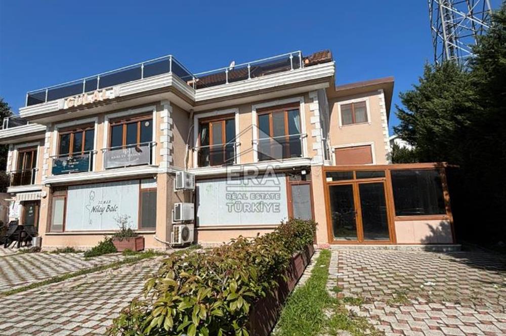 Zekeriyaköy Çarşıda Bahçe Kullanımlı 3 Odalı Kiralık Ofis