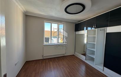 ERA PORT GÜVENCESİYLE DİNKÇİLER'DE 3+1 TADİLATLI KİRALIK DAİRE