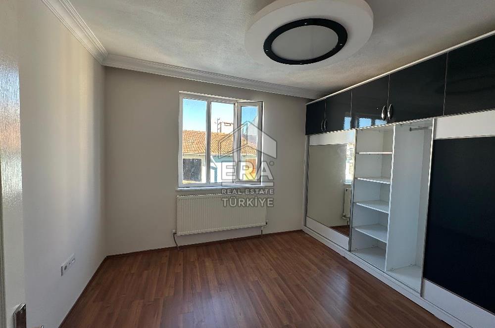 ERA PORT GÜVENCESİYLE DİNKÇİLER'DE 3+1 TADİLATLI KİRALIK DAİRE