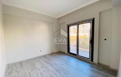 AHMET YESEVİ CADDE ÜZERİ 3+1LÜKS DAİRE