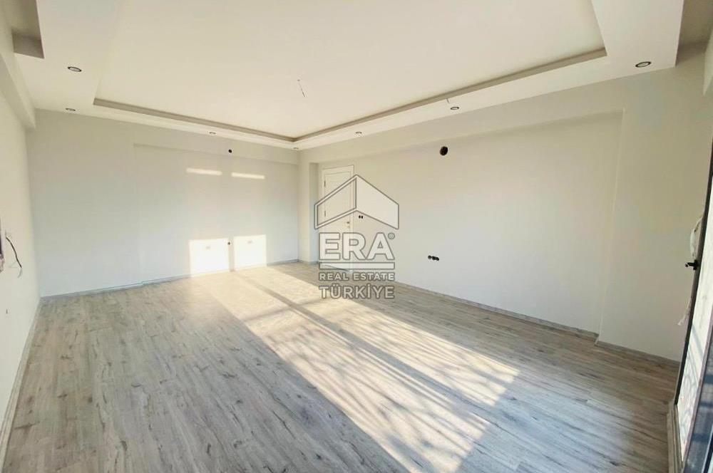 AHMET YESEVİ CADDE ÜZERİ 3+1LÜKS DAİRE