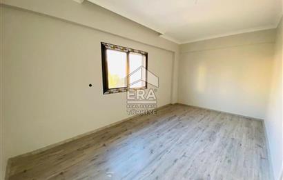 AHMET YESEVİ CADDE ÜZERİ 3+1LÜKS DAİRE