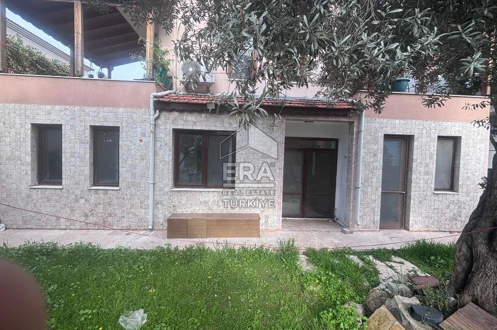 Eski Foçada Bahçeli 3+1 Hastane Yanı Daire