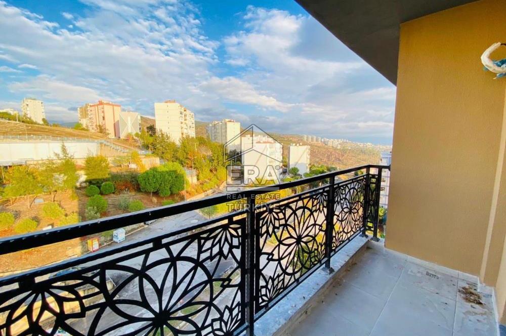 AHMET YESEVİ CADDE ÜZERİ 3+1LÜKS DAİRE