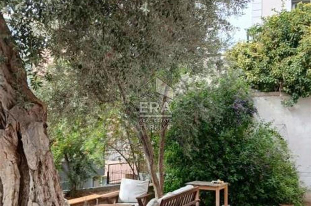 Eski Foçada Bahçeli 3+1 Hastane Yanı Daire