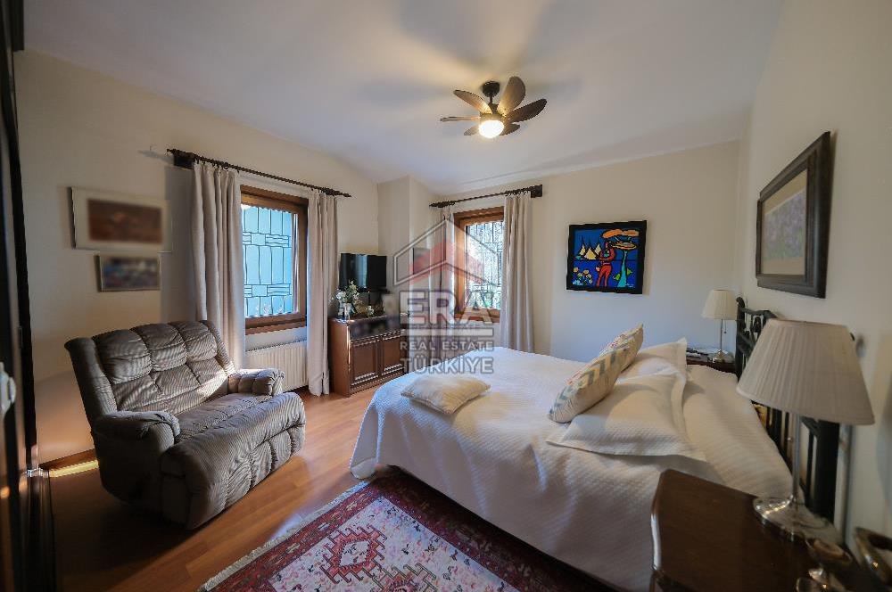 Zekeriyaköyde Garanti Koza Yenilenmiş 6 A Tipi Müstakil villa