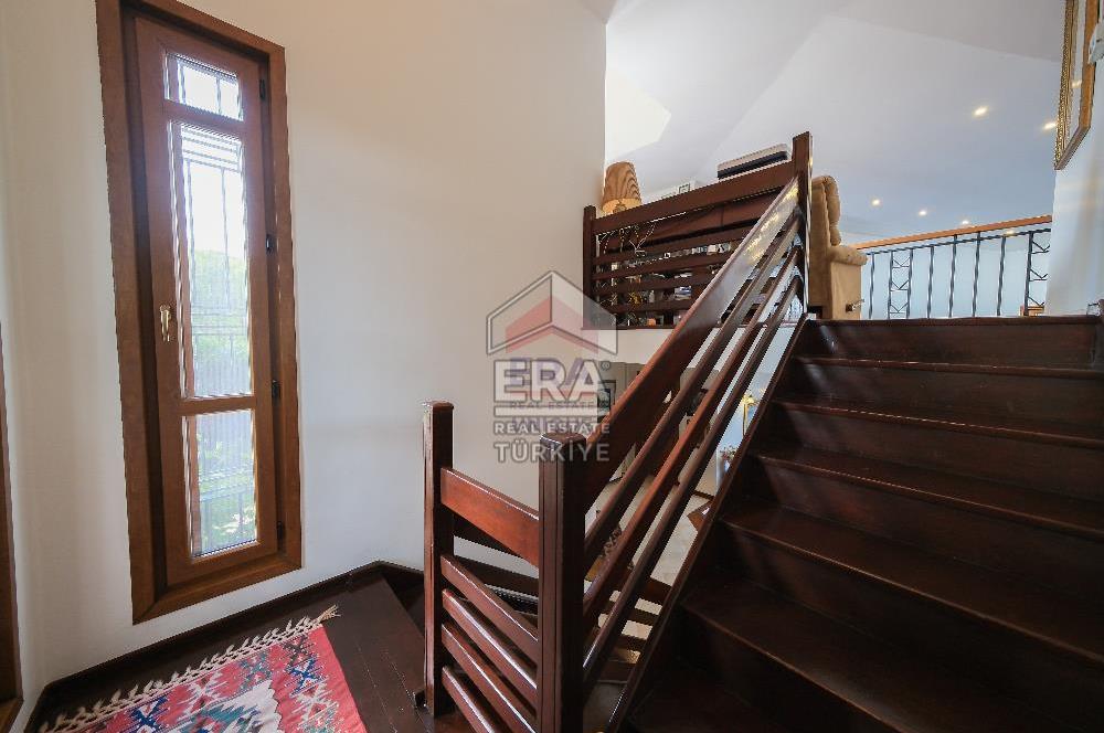 Zekeriyaköyde Garanti Koza Yenilenmiş 6 A Tipi Müstakil villa