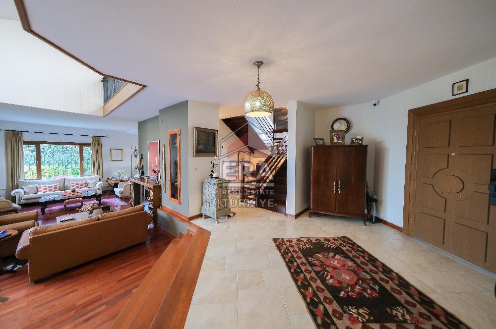 Zekeriyaköyde Garanti Koza Yenilenmiş 6 A Tipi Müstakil villa