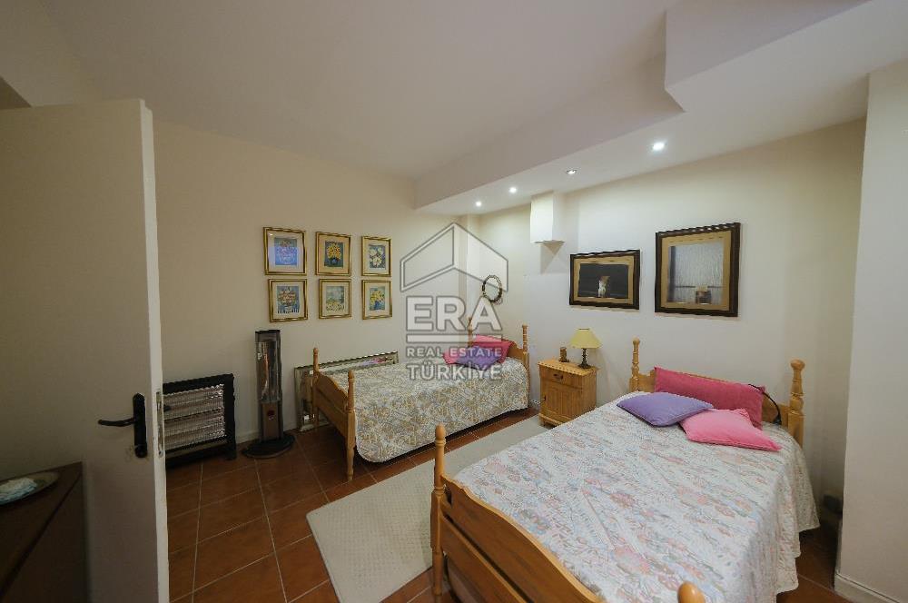 Zekeriyaköyde Garanti Koza Yenilenmiş 6 A Tipi Müstakil villa