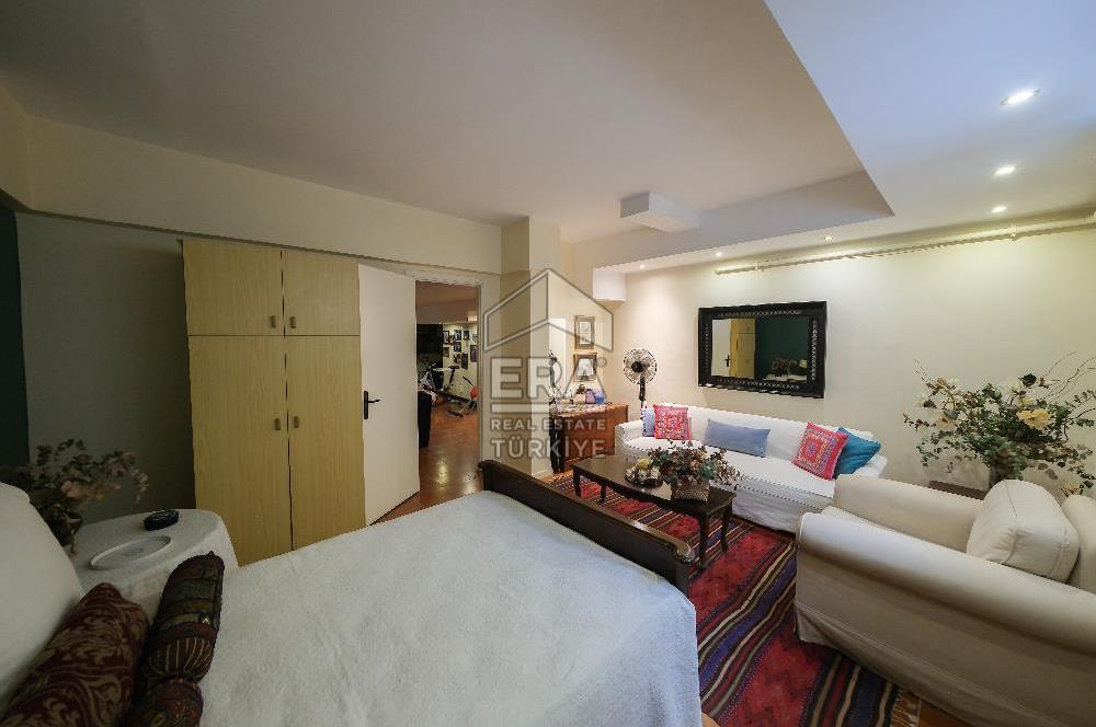 Zekeriyaköyde Garanti Koza Yenilenmiş 6 A Tipi Müstakil villa