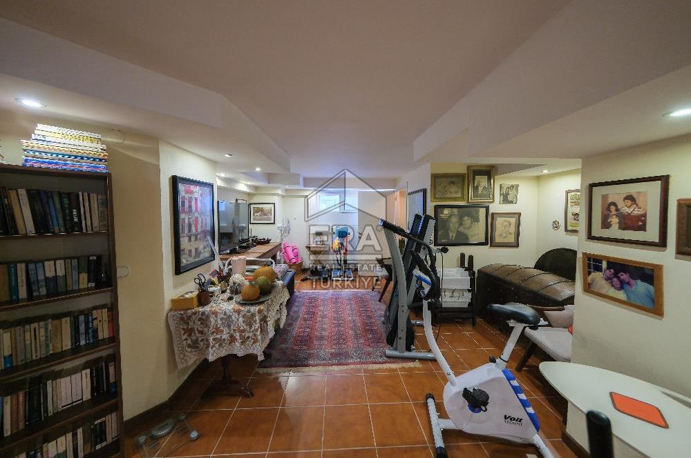 Zekeriyaköyde Garanti Koza Yenilenmiş 6 A Tipi Müstakil villa