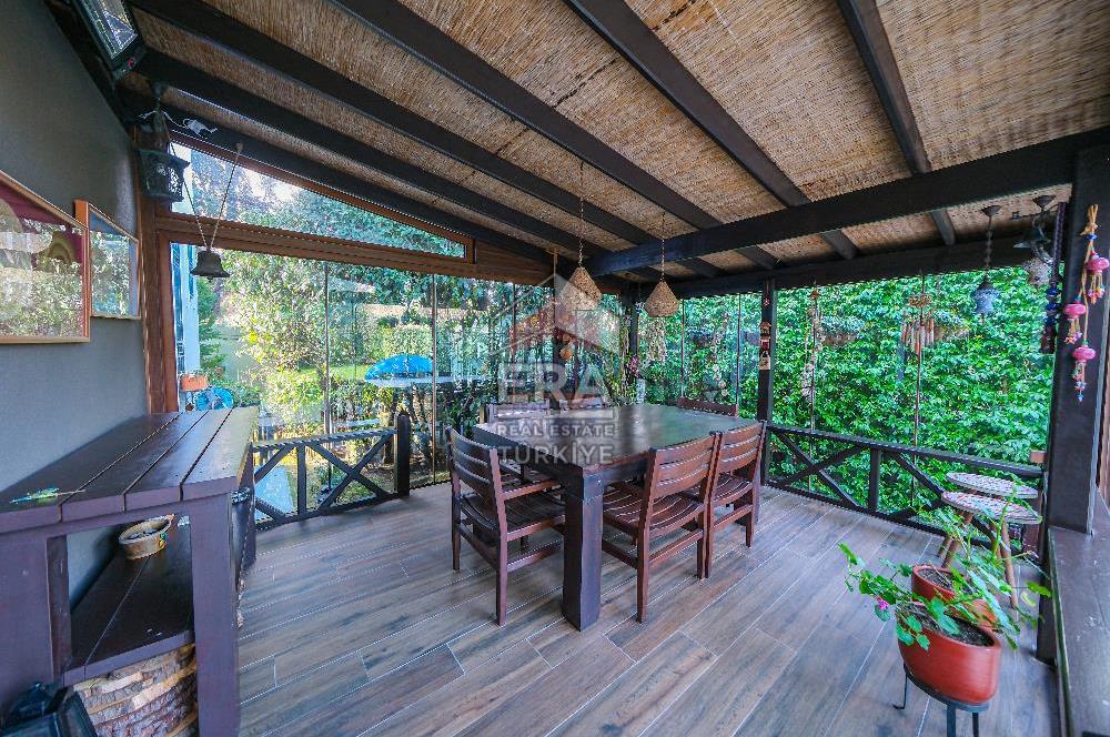 Zekeriyaköyde Garanti Koza Yenilenmiş 6 A Tipi Müstakil villa