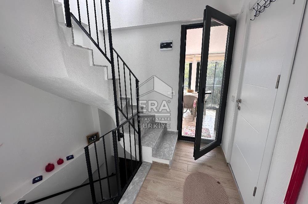 Datça Merkezde Kiralık 2+2 75 m² Deniz Manzaralı Tripleks Daire