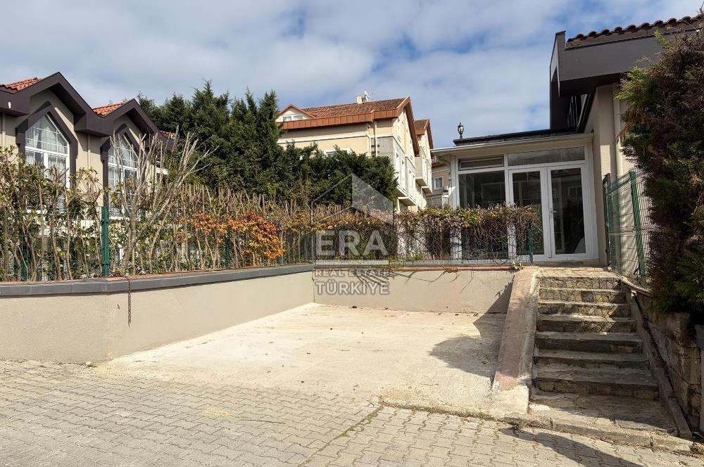 Uskumruköy'de Site İçinde | 7+1 Tam Müstakil Villa