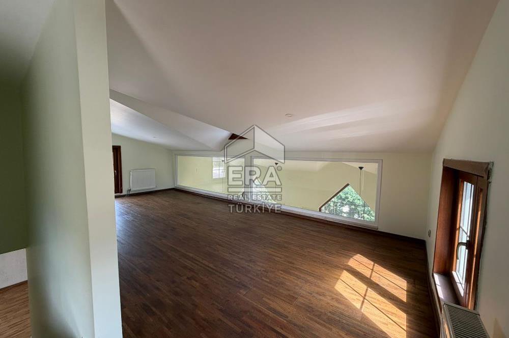 Uskumruköy'de Site İçinde | 7+1 Tam Müstakil Villa