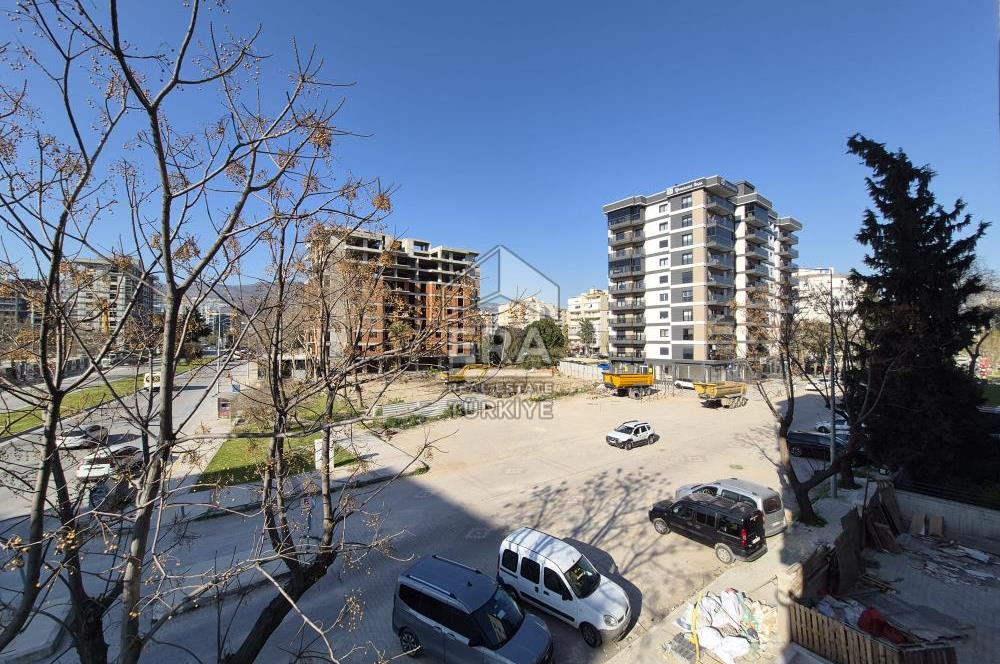 Mansuroğlu Mah. 252. Sokak'ta Çift Cephe Sıfır Kiralık 3+1 Daire