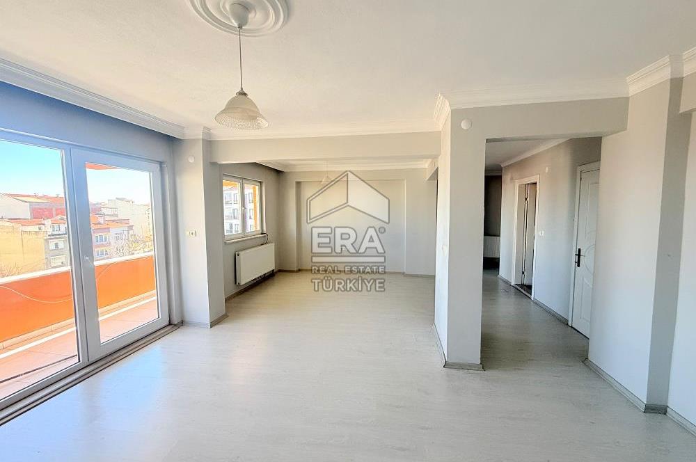 ERA PORT GÜVENCESİYLE 1.SAKARYA MAHALLESİNDE KİRALIK 2+1 DAİRE