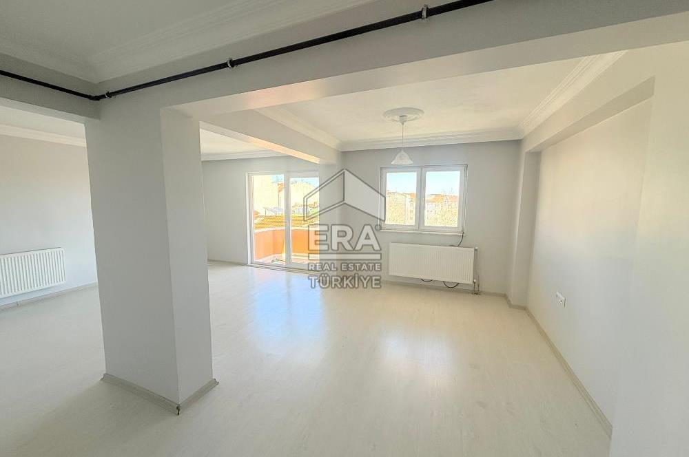 ERA PORT GÜVENCESİYLE 1.SAKARYA MAHALLESİNDE KİRALIK 2+1 DAİRE