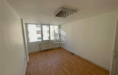 ERA CİTY I SIHHIYE İLKİZ SOKAKTA 1+1 KİRALIK OFİS 