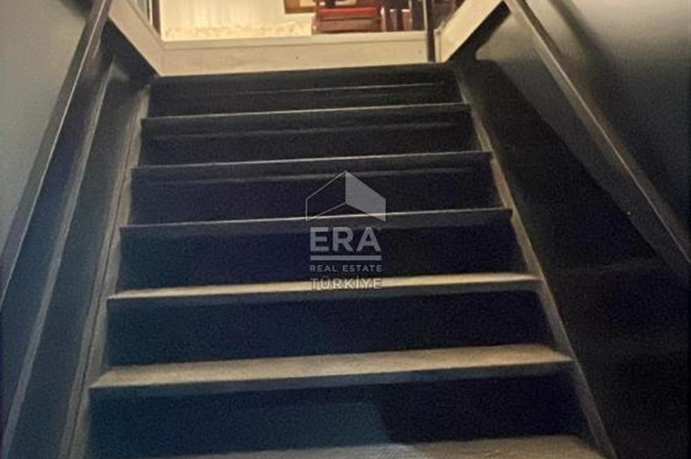 ÇİĞLİ MEYDANDA CAFE YAPMAYA UYGUN KİRALIK DÜKKAN