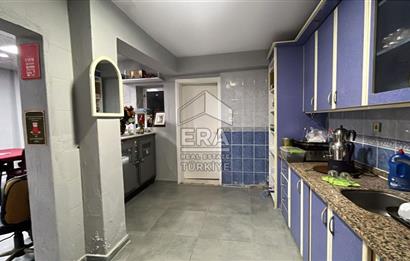 ÇİĞLİ MEYDANDA CAFE YAPMAYA UYGUN KİRALIK DÜKKAN